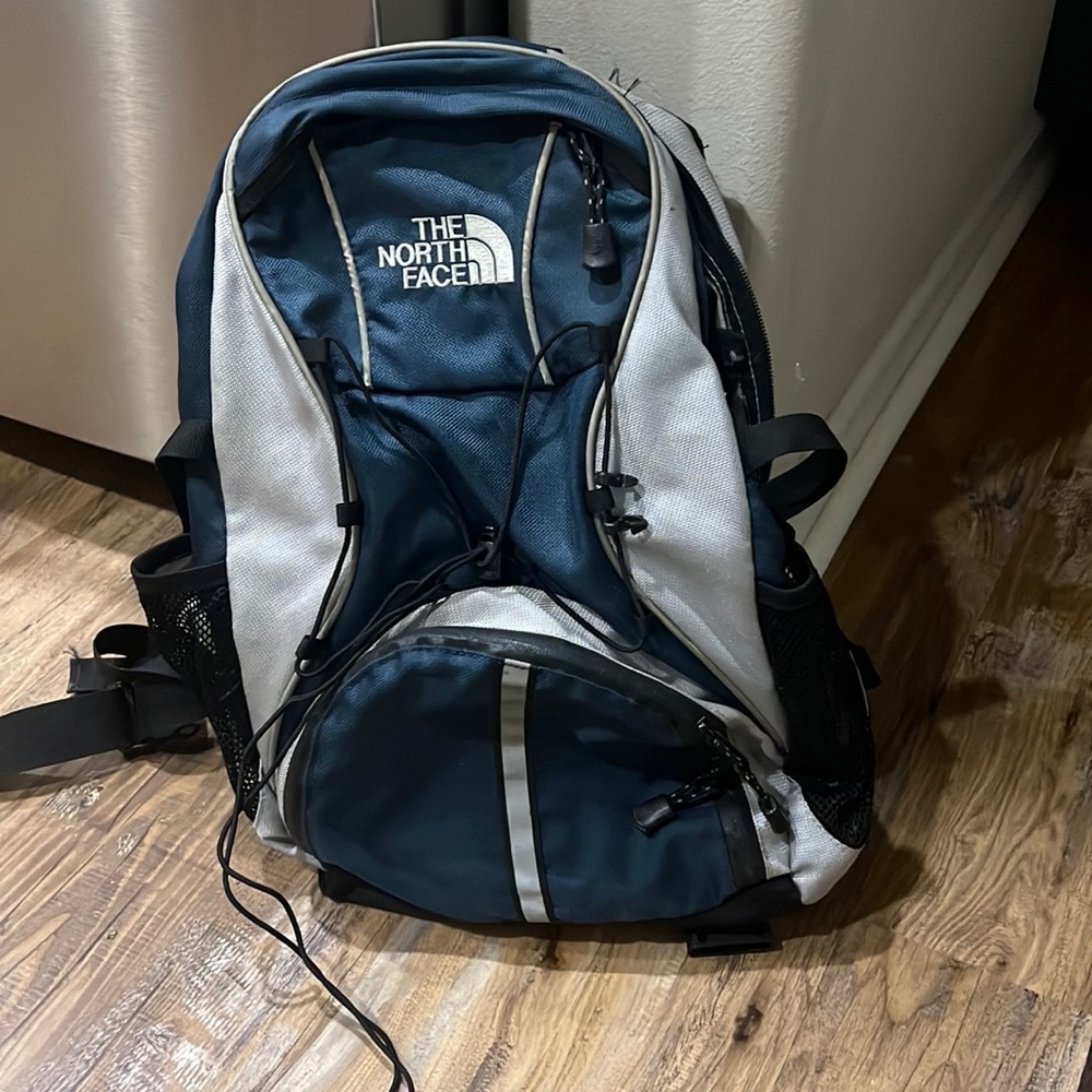 THE NORTH FACE - air comfort tactic backpack